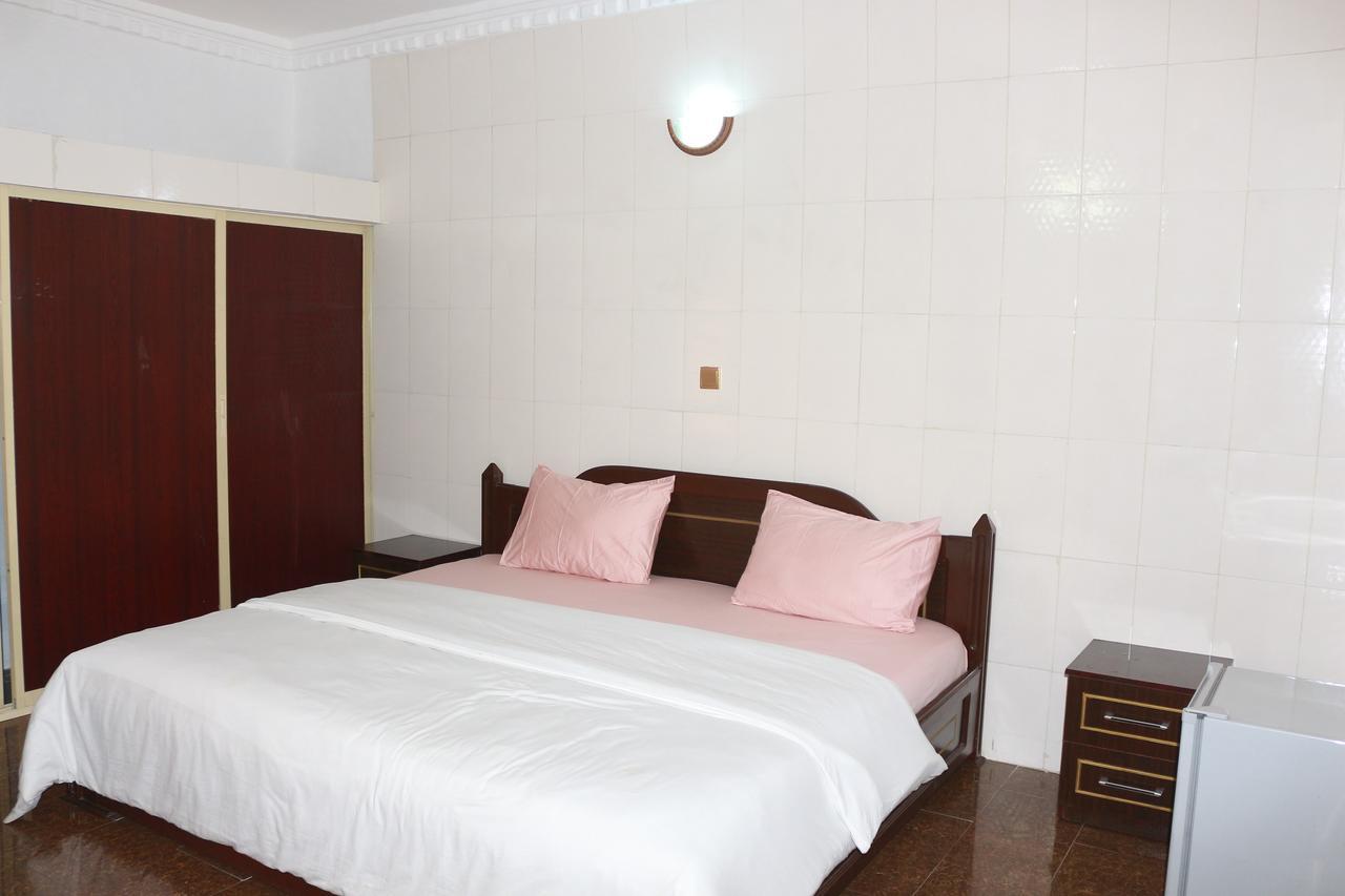Cute Villa Hotel And Suites Uyo Zewnętrze zdjęcie